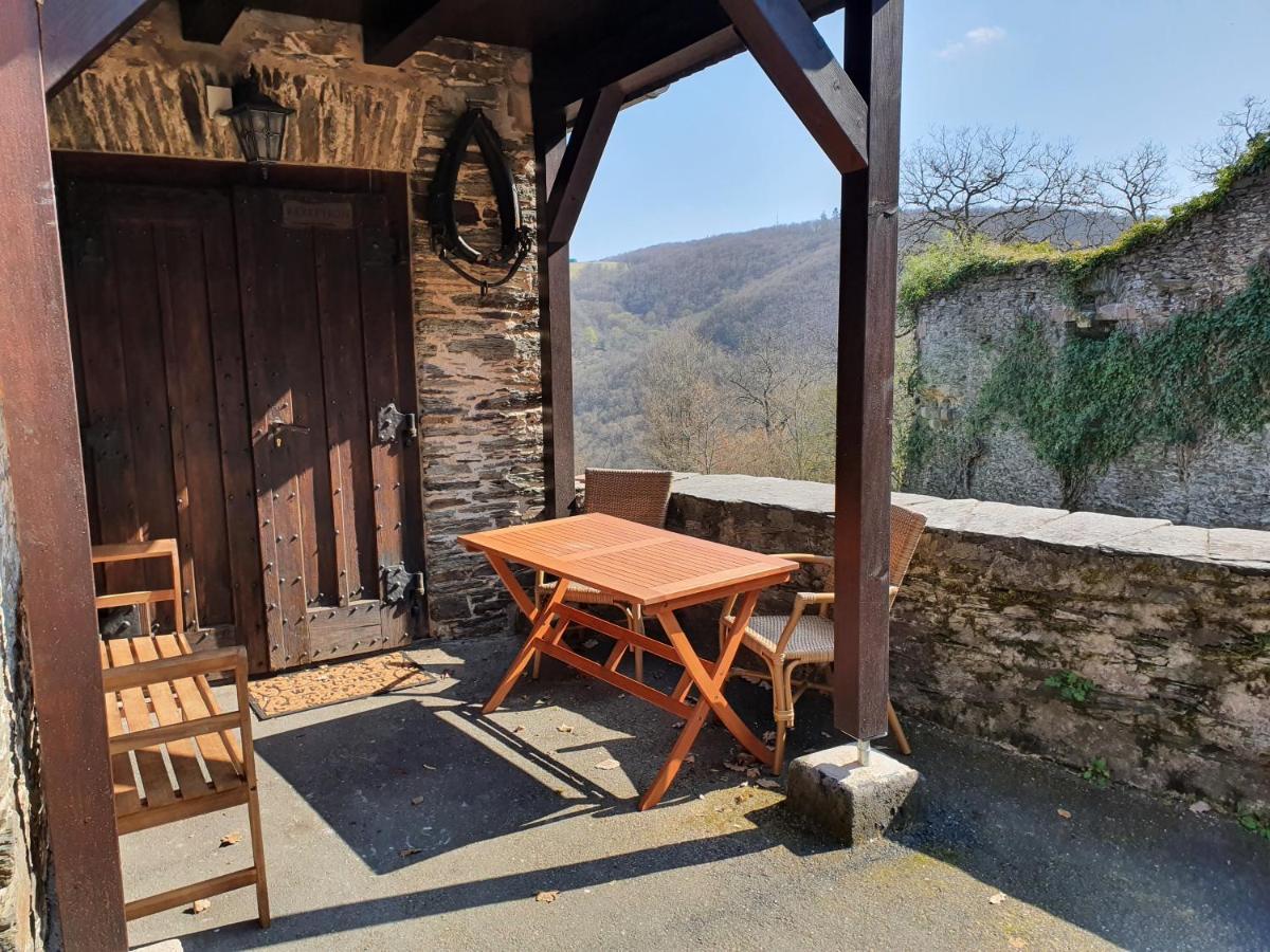 Am Burggraben Auf Der Sauerburg Lejlighed Sauerthal Eksteriør billede